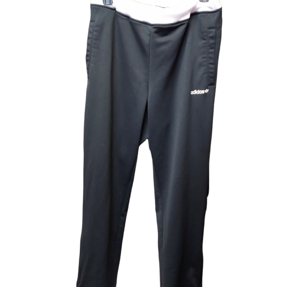 Adidas women's black jogging pants large front pockets - Picture 1 of 10